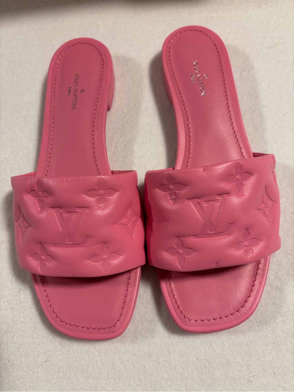 Louis Vuitton Revival Lambskin Leather Hot Pink Embossed Flat  Mule Sandals. - Picture 4 of 9